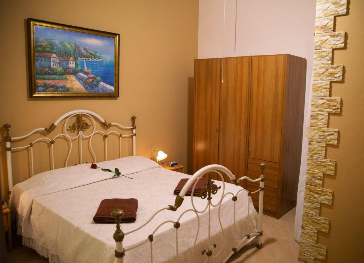 Bed and Breakfast Il Girasole Balestrate Esterno foto